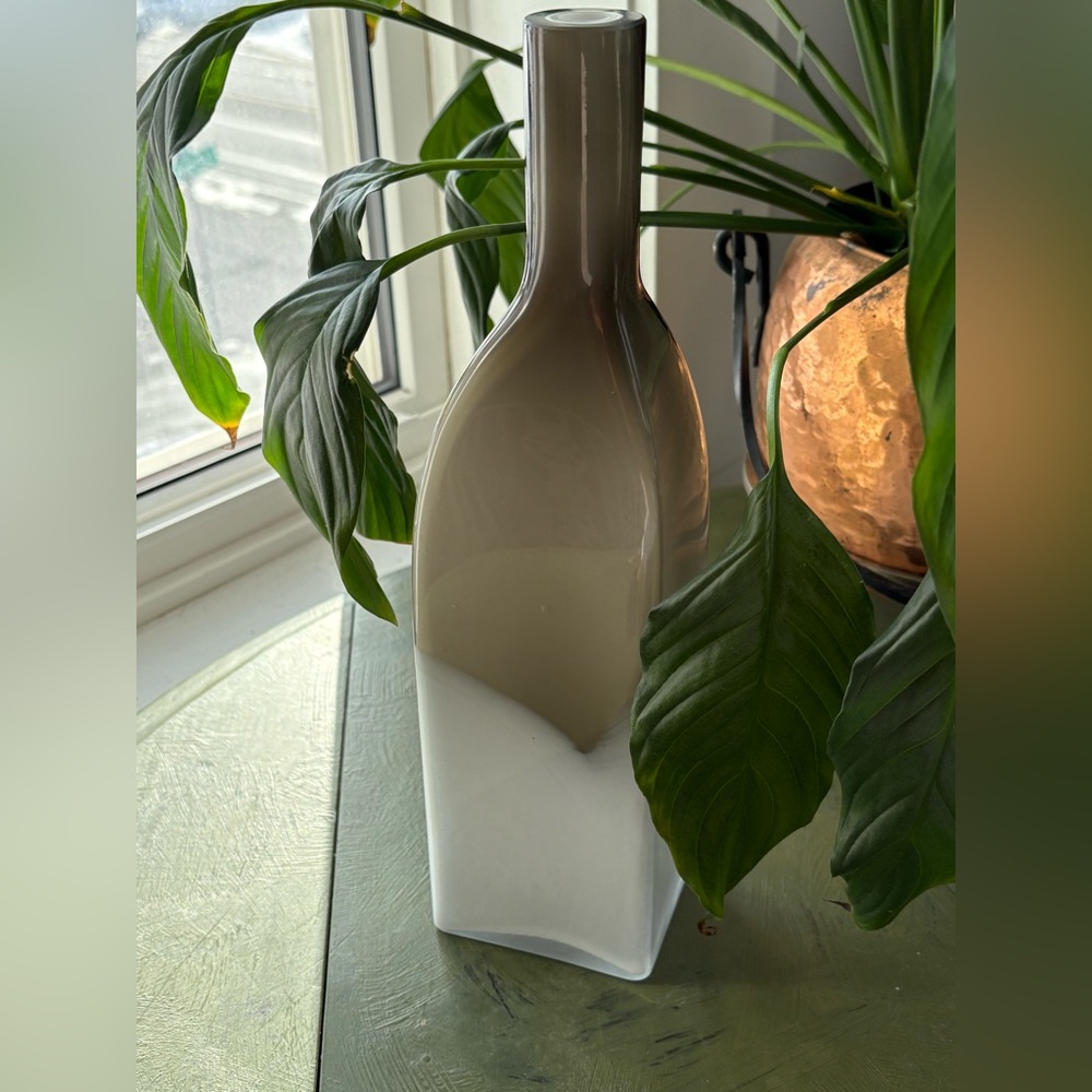 Elegant Gray and White Glass Vase